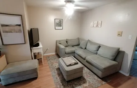 2 Bedroom Arlington Heights Condo
