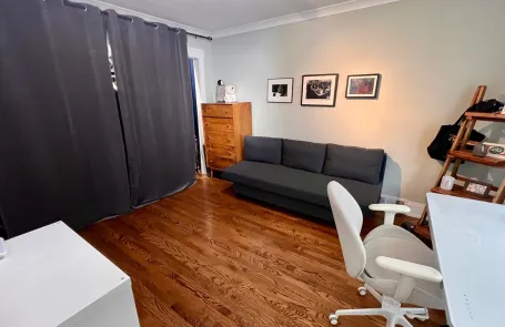 3 Bedroom Old Irving Park Single Family