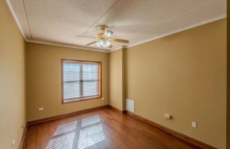 2 Bedroom Northbrook Condo