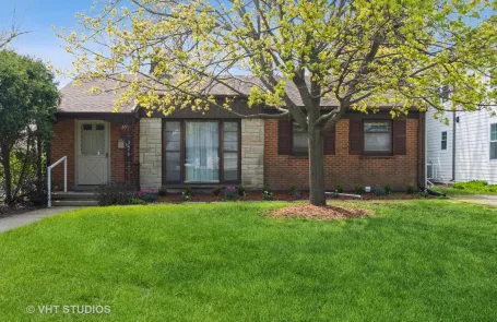 3 Bedroom Northfield Single Family