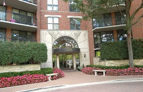2 Bedroom Naperville Condo