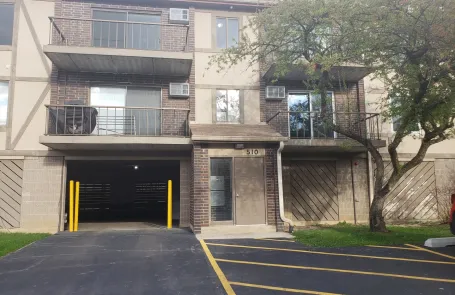 2 Bedroom Naperville Condo