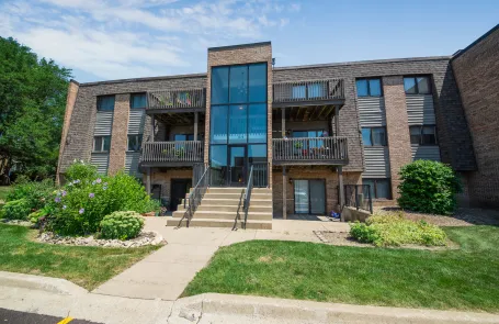 2 Bedroom Wheaton Condo