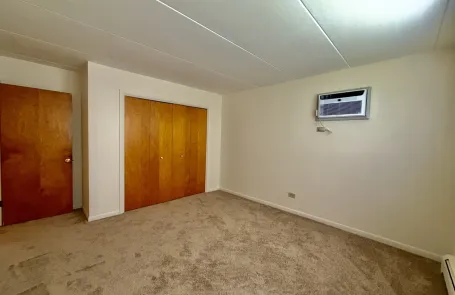 2 Bedroom Naperville Apartment