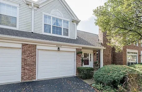 3 Bedroom Arlington Heights Townhome