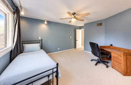 5 Bedroom Deerfield Single Family