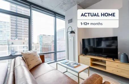 1 Bedroom Lakeview Apartment