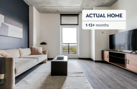 1 Bedroom Near West Side Apartment