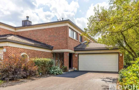 3 Bedroom Deerfield Townhome
