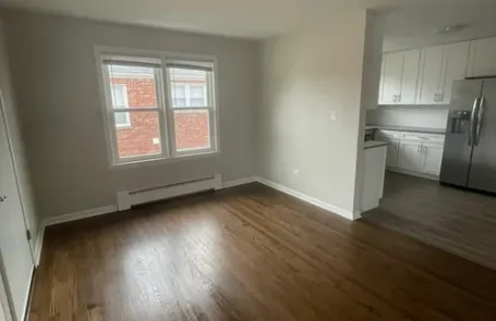 3 Bedroom Park Ridge Apartment