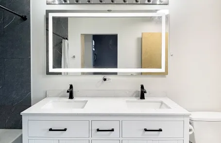 2 Bedroom South Loop Apartment