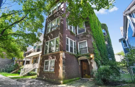 3 Bedroom Edgewater Apartment