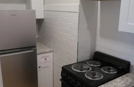 Studio Lincoln Square Apartment
