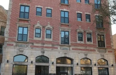 Studio Uptown Apartment