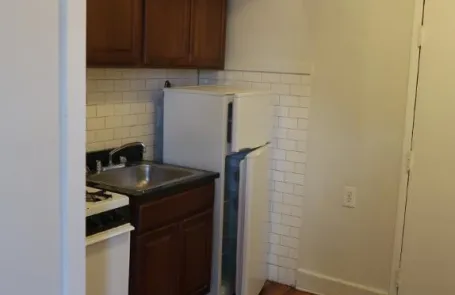 Studio Portage Park Apartment