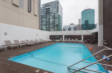 1 Bedroom Streeterville Apartment