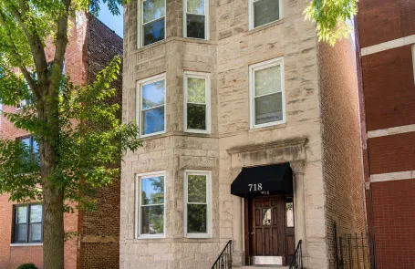 4 Bedroom University Village Apartment