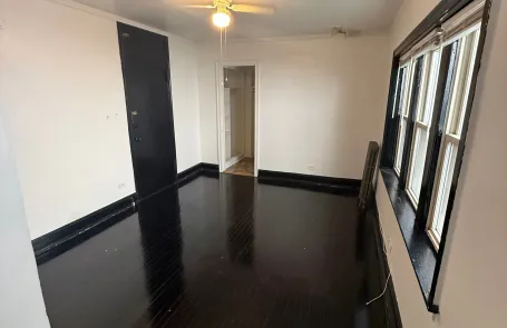 Studio DePaul Apartment