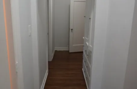 3 Bedroom Lakeview Apartment