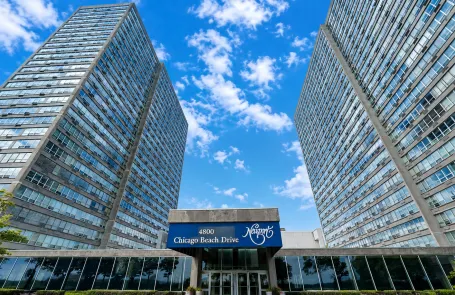 2 Bedroom Kenwood Apartment