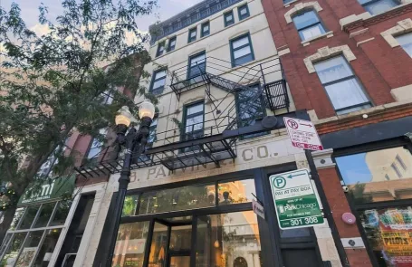 2 Bedroom Wicker Park Apartment