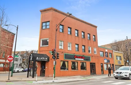 2 Bedroom Noble Square Apartment