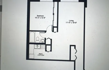 1 Bedroom Lakeview Apartment