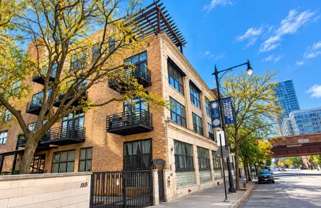 2 Bedroom South Loop Apartment