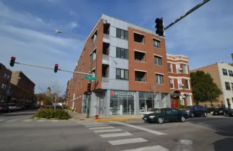 3 Bedroom Noble Square Condo