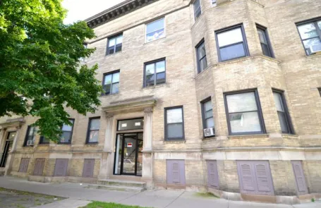 1 Bedroom Wrigleyville Apartment