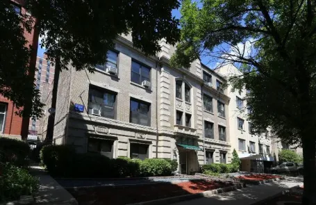 Studio Lakeview Apartment