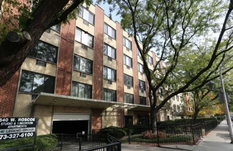 Studio Lakeview Apartment