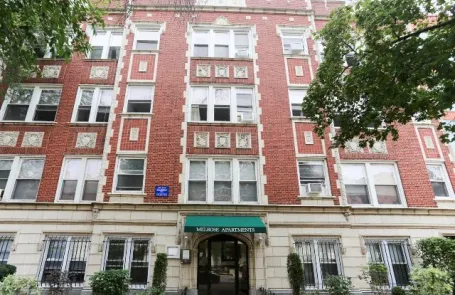 Studio Lakeview Apartment