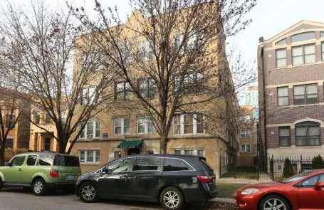 Studio Lakeview Apartment