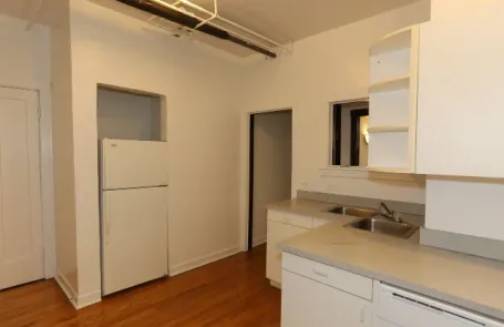 Studio Lakeview Apartment