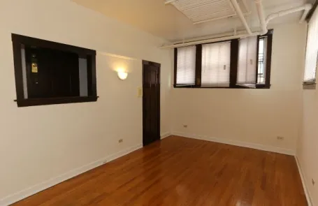Studio Lakeview Apartment