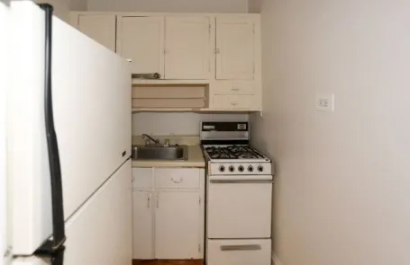 1 Bedroom Ravenswood Apartment