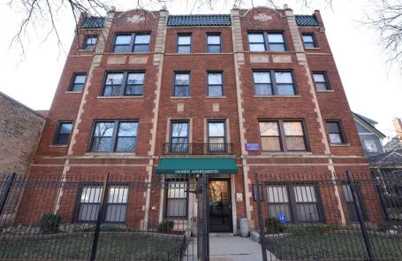 Studio Ravenswood Apartment