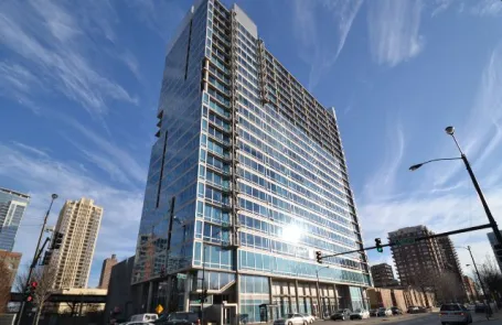 2 Bedroom South Loop Apartment