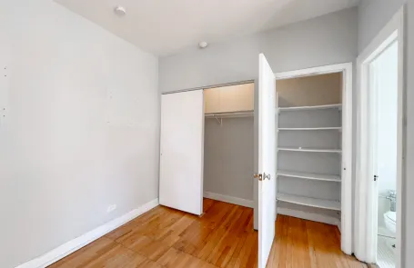 1 Bedroom Lakeview Apartment