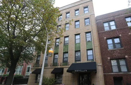 Studio Lakeview Apartment