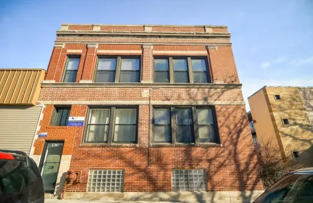 2 Bedroom Rogers Park Apartment