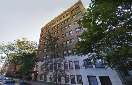 1 Bedroom Uptown Apartment