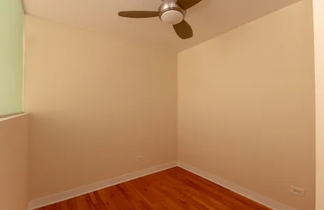 Studio Lincoln Park Apartment