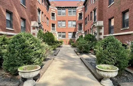 1 Bedroom Evanston Apartment