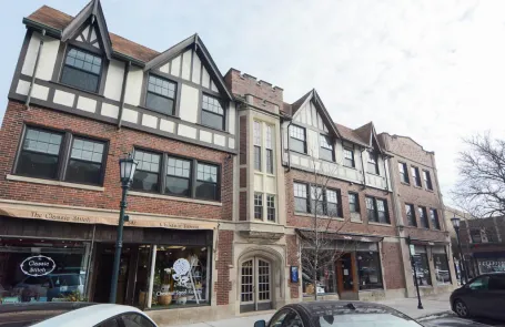 1 Bedroom Winnetka Apartment