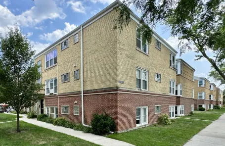 1 Bedroom West Ridge Apartment