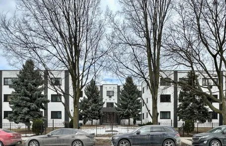 2 Bedroom Rogers Park Apartment