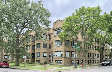 3 Bedroom Evanston Apartment