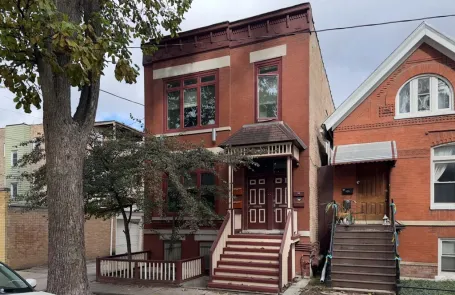 1 Bedroom Ukrainian Village Apartment